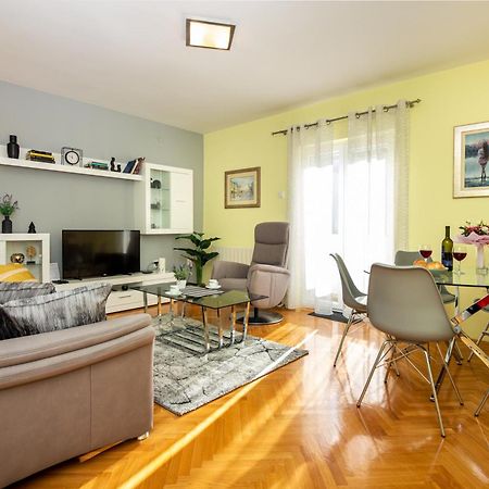 Apartment Fortunella Spalato Esterno foto