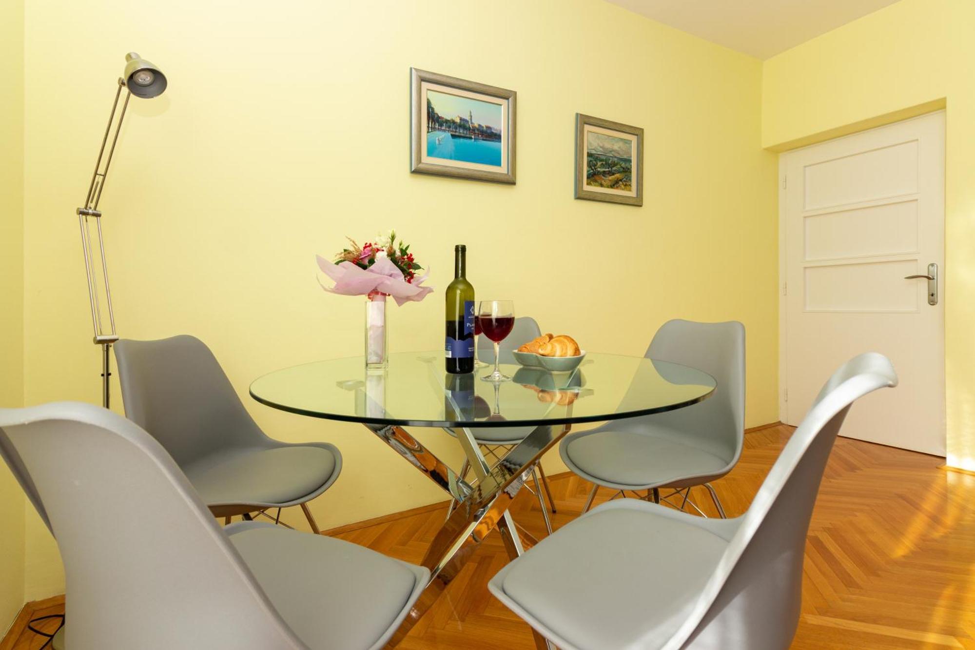 Apartment Fortunella Spalato Esterno foto