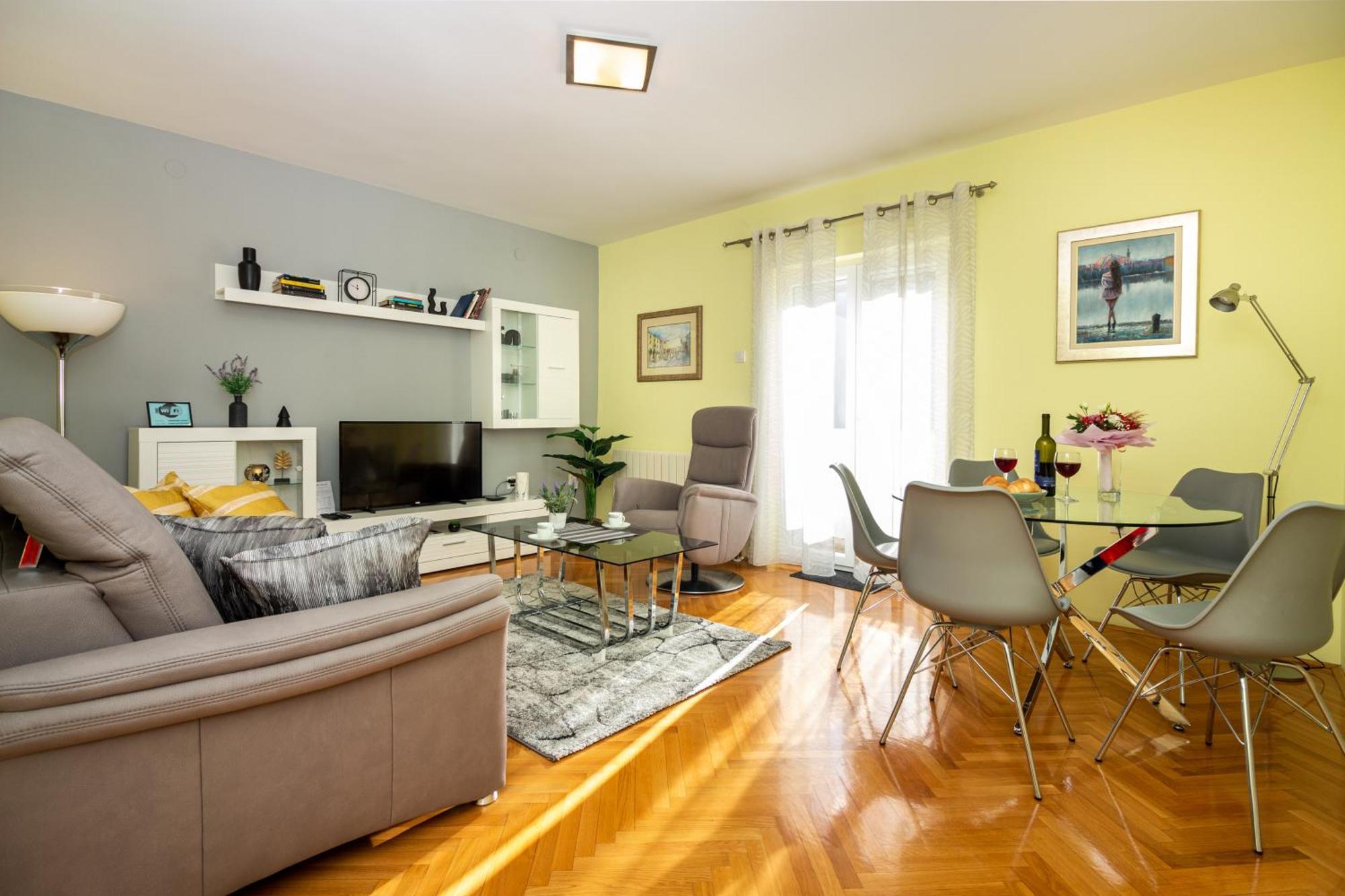 Apartment Fortunella Spalato Esterno foto